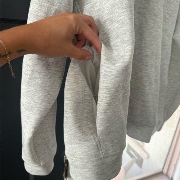 lululemon athletica Light Gray 1/4 zip - Picture 3 of 5